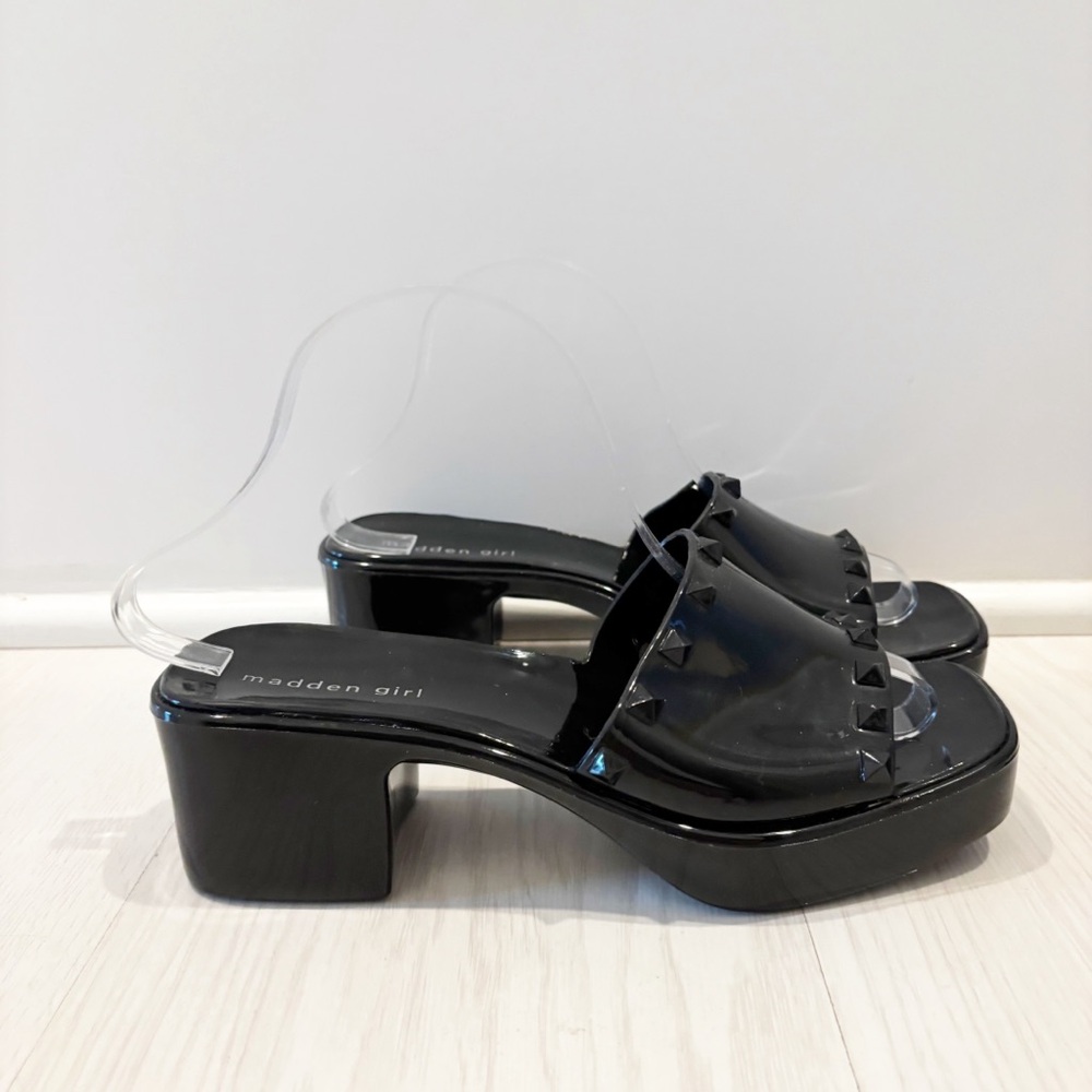 Madden Girl Womens Paccer Shoes Black Studded Platform‎ Slip on Heel Sandal Goth